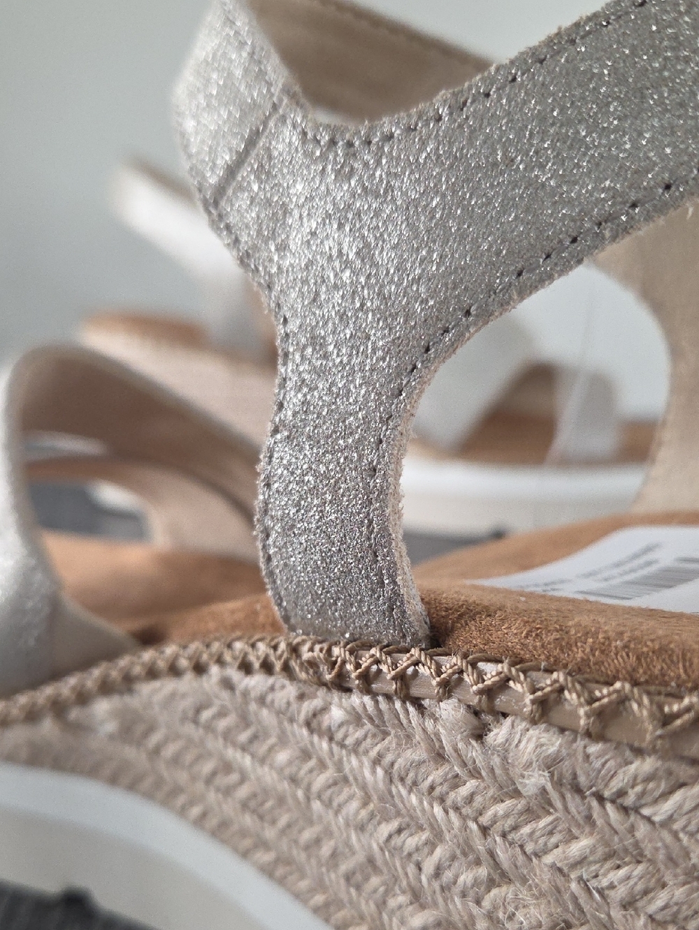 TOMS DARYA Silver Metalic Tan Platform Wedge Espadrille Sandals Size 11 - Picture 5 of 16